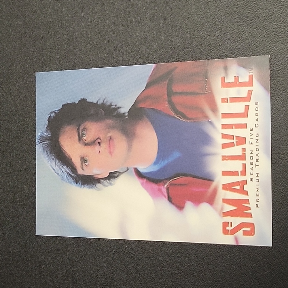 Smallville premium trading card season five 5 superman DC Comic Universe Clark